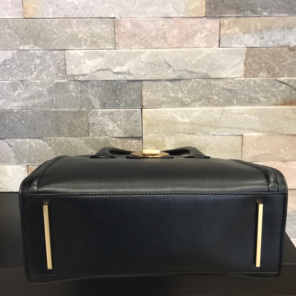 🛍️ Celine Dion Women's Octave Leather Satchel - Picture 15 of 16